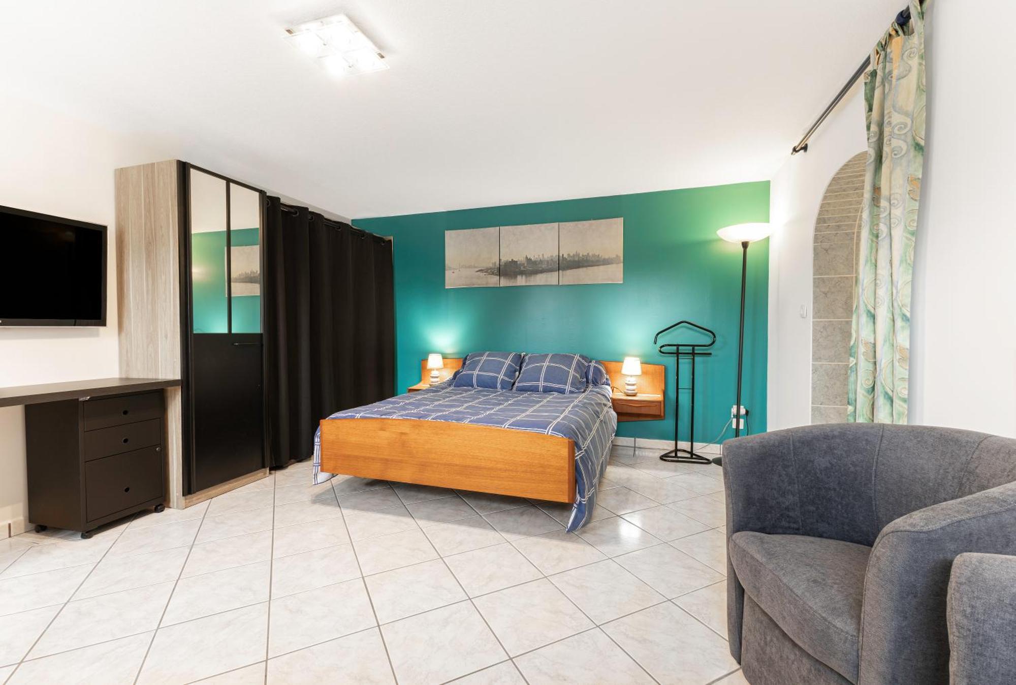 Apartment Montino - 5 Min Du Circuit - Parking - Wifi *